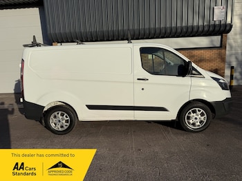 Used Ford Transit Custom 2015 for sale - 76605976: Photo