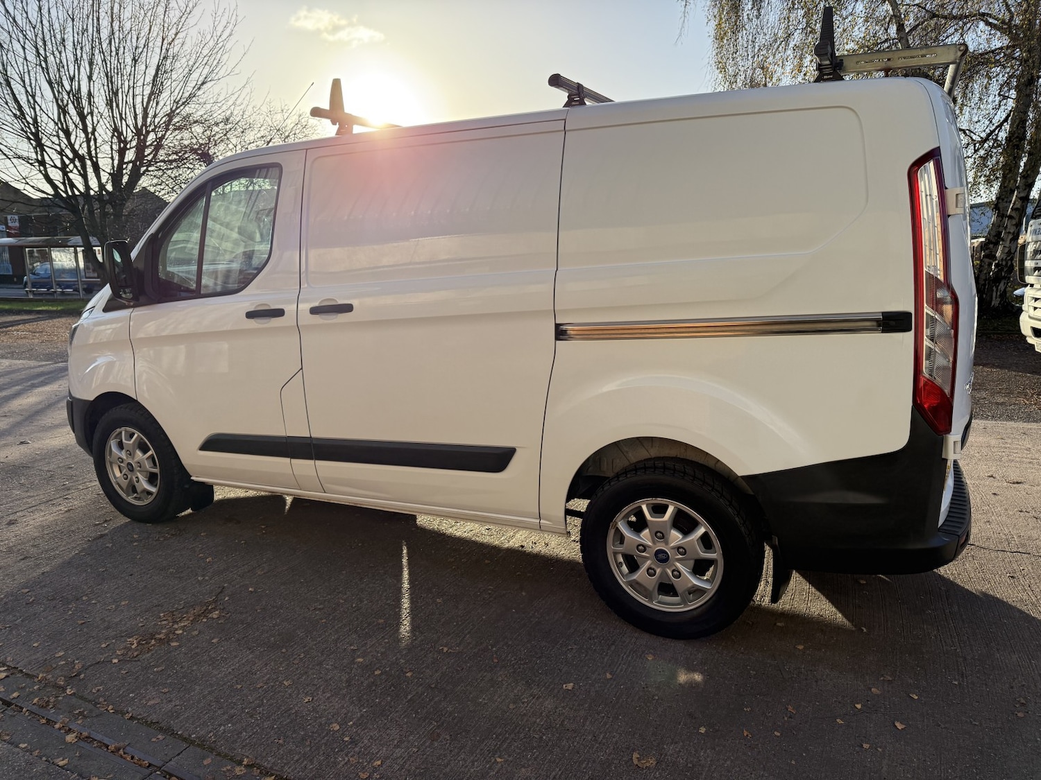 Used Ford Transit Custom 2015 for sale - 76605976: Photo 5