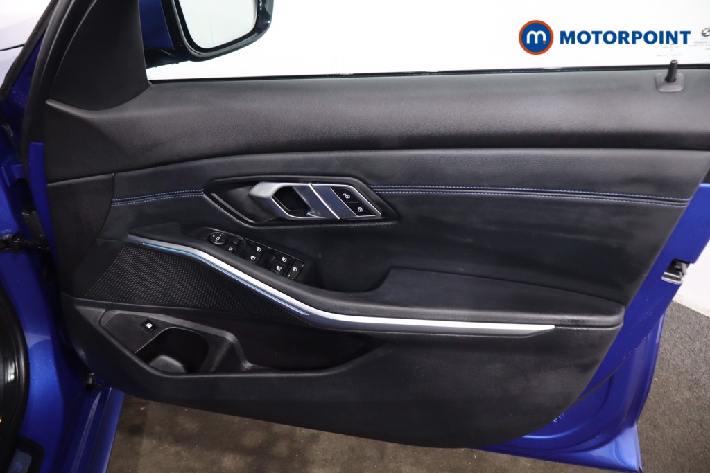 Used BMW 3 Series 2023 for sale - 78026668: Photo 33