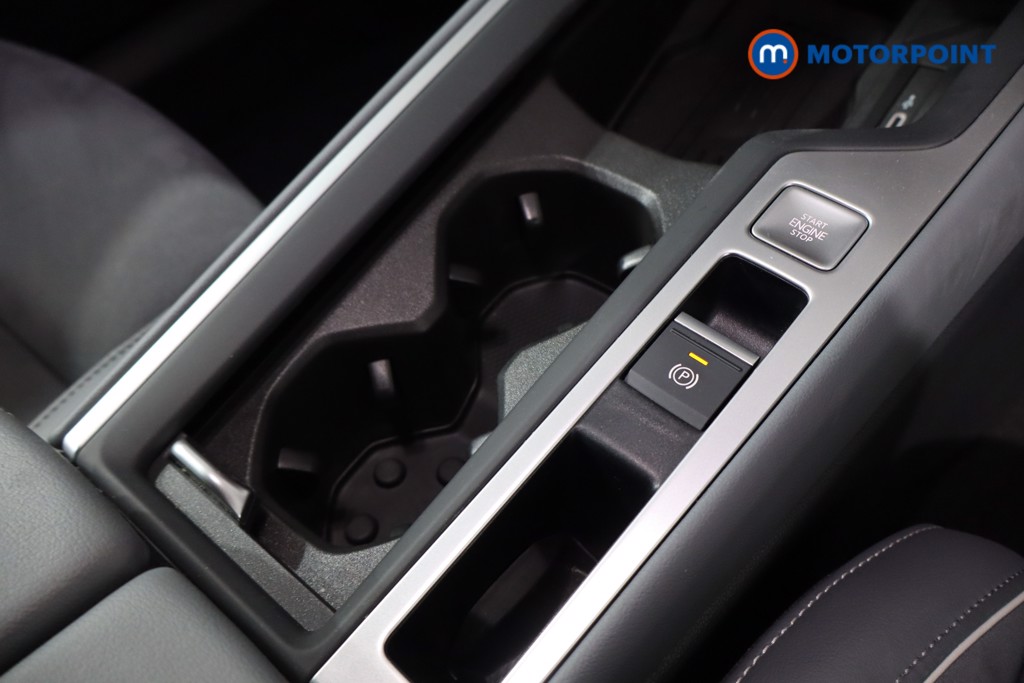 Used Volkswagen Passat 2025 for sale - 77916786: Photo 25