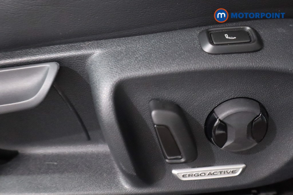 Used Volkswagen Passat 2025 for sale - 77916786: Photo 31