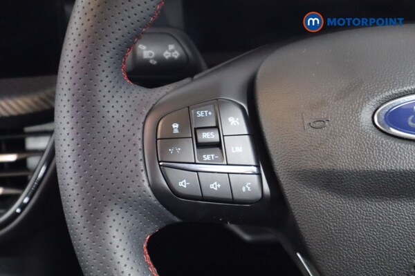 Used Ford Kuga 2024 for sale - 75665609: Photo 15
