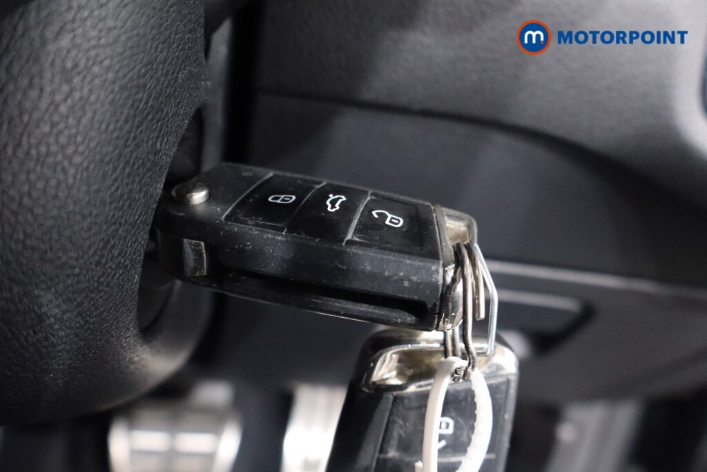 Used Volkswagen Golf 2019 for sale - 76777623: Photo 21