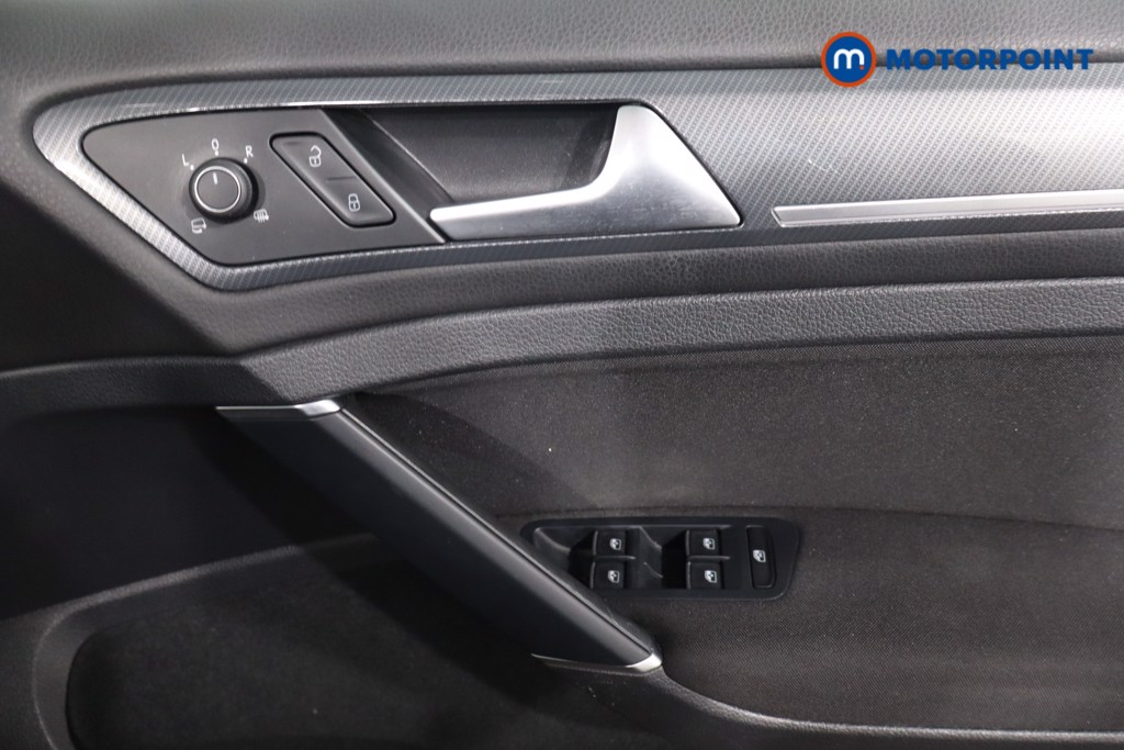 Used Volkswagen Golf 2019 for sale - 76777623: Photo 29