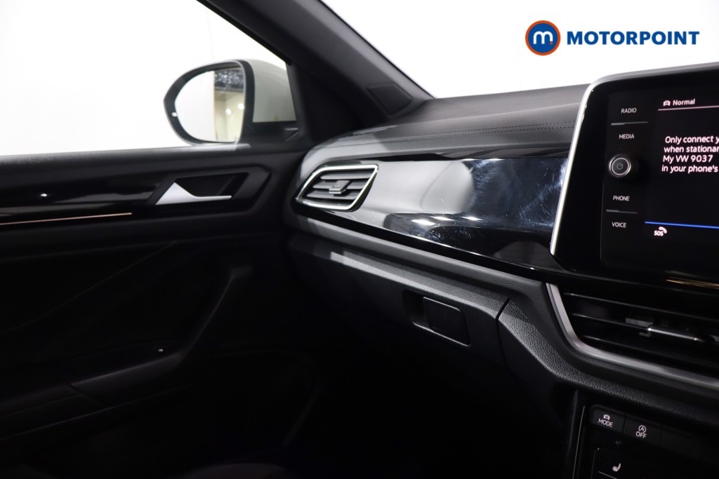 Used Volkswagen T-Roc 2023 for sale - 77691871: Photo 25