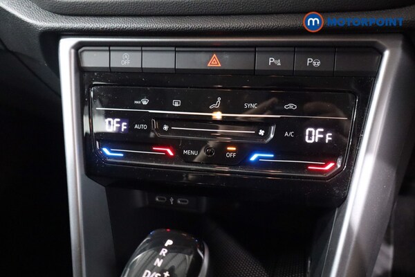 Used Volkswagen T-Roc 2023 for sale - 76222893: Photo 22