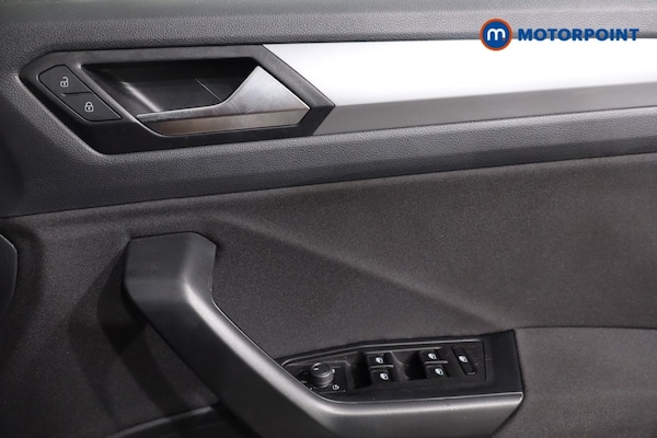 Used Volkswagen T-Roc 2023 for sale - 76222893: Photo 28