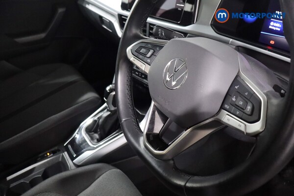 Used Volkswagen T-Roc 2023 for sale - 76222893: Photo 32