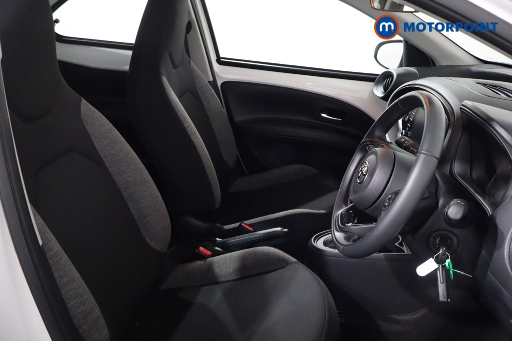 Used Toyota Aygo X 2023 for sale - 77620229: Photo 30