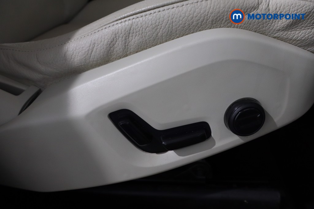 Used Volvo XC60 2019 for sale - 78199508: Photo 31