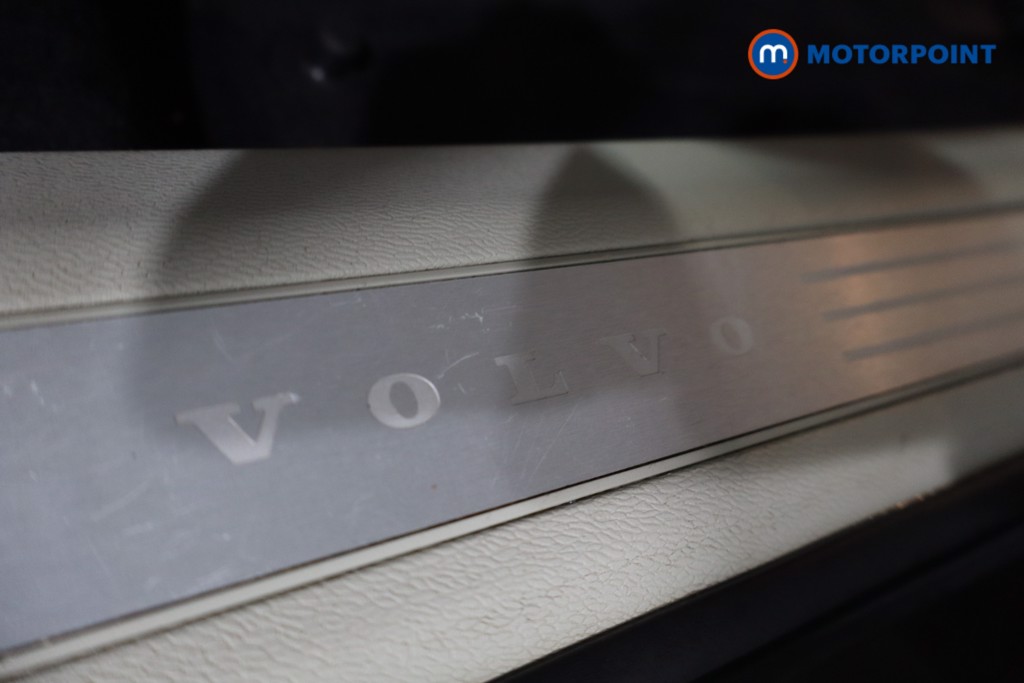 Used Volvo XC60 2019 for sale - 78199508: Photo 32