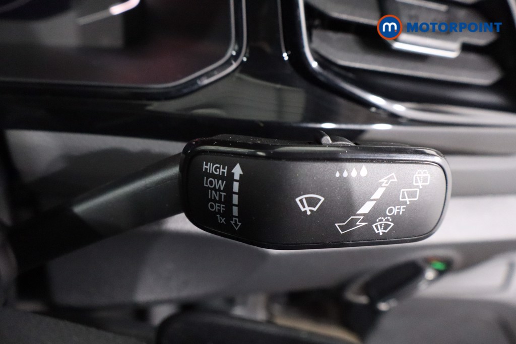 Used Volkswagen T-Roc 2025 for sale - 77641597: Photo 26