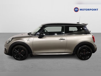 Used MINI Hatch 2019 for sale - 76340904: Photo