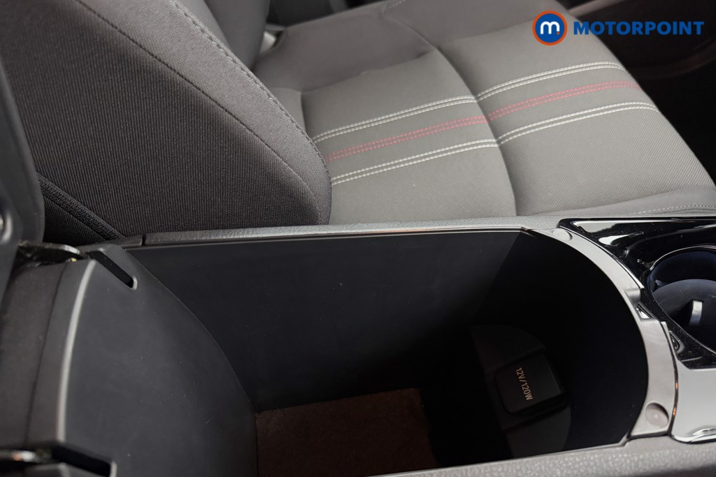 Used Toyota C-HR 2021 for sale - 76557652: Photo 24