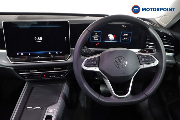 Used Volkswagen Passat 2025 for sale - 75960287: Photo 11