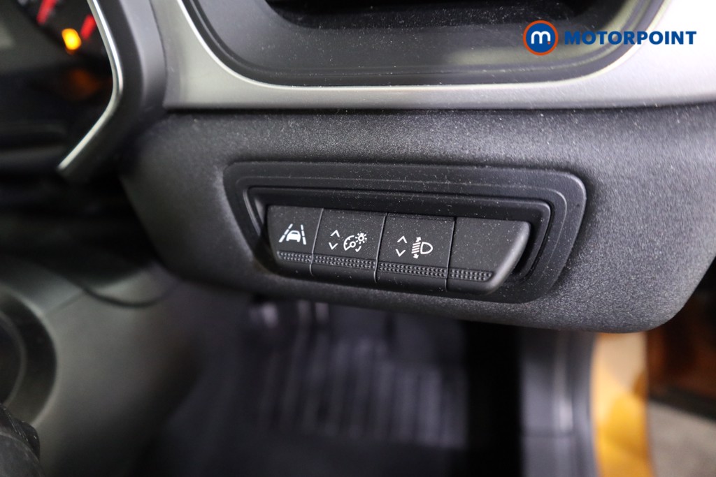 Used Renault Captur 2020 for sale - 76519779: Photo 20