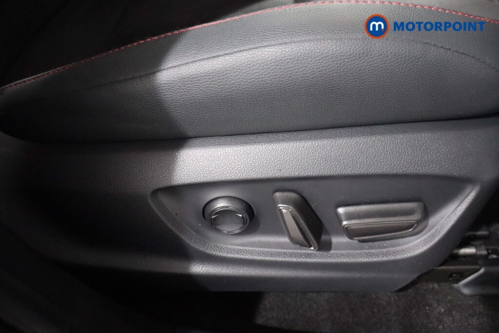 Used Toyota C-HR 2024 for sale - 75952584: Photo 33