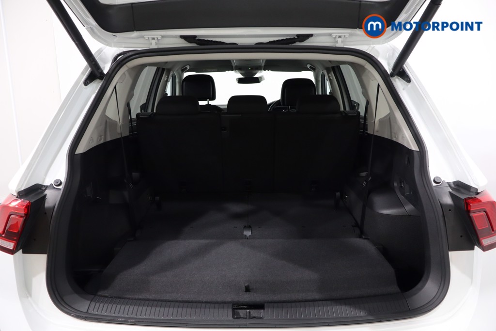 Used Volkswagen Tiguan Allspace 2024 for sale - 76255661: Photo 48