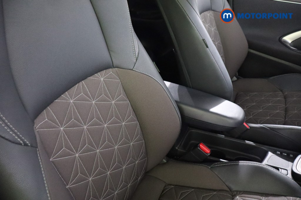 Used Toyota Yaris Cross 2023 for sale - 76905573: Photo 30