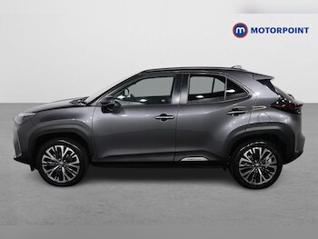 Used Toyota Yaris Cross 2023 for sale - 76905573: Photo