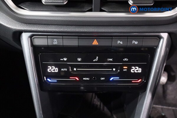 Used Volkswagen T-Roc 2025 for sale - 76252926: Photo 25