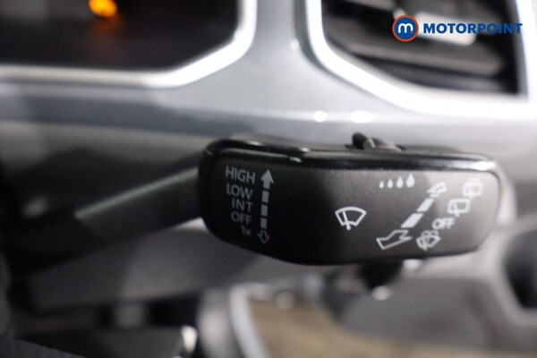 Used Volkswagen T-Roc 2025 for sale - 76252926: Photo 27