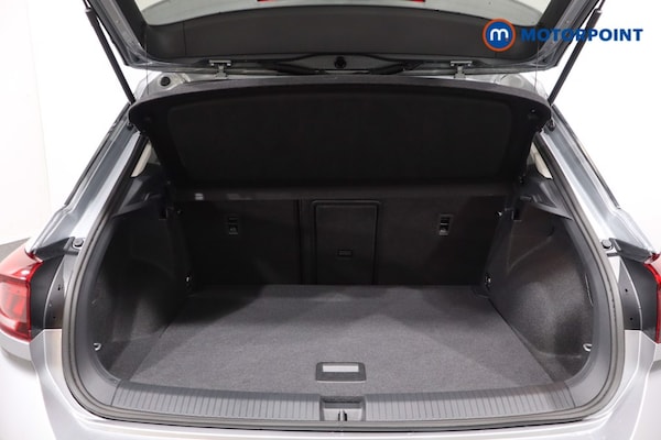 Used Volkswagen T-Roc 2025 for sale - 76252926: Photo 45
