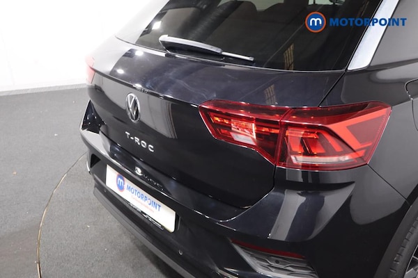 Used Volkswagen T-Roc 2021 for sale - 76064849: Photo 13