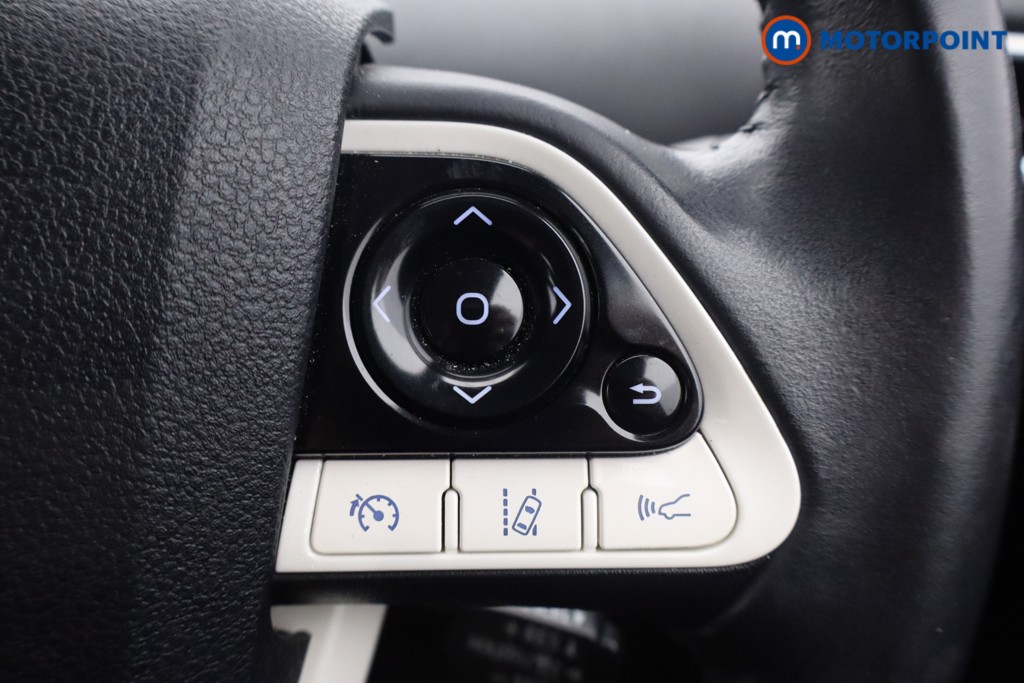 Used Toyota Prius 2019 for sale - 76934072: Photo 11