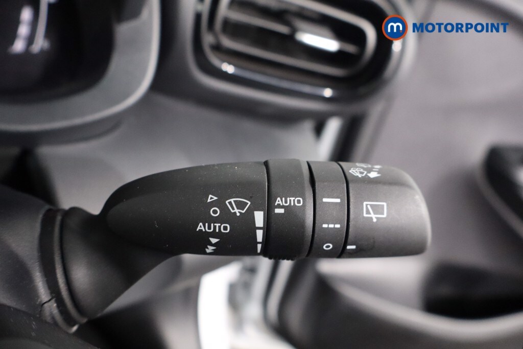 Used Toyota Yaris Cross 2024 for sale - 76252856: Photo 27