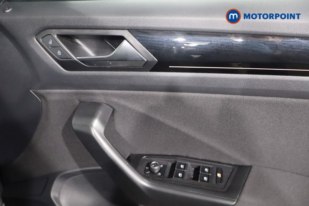 Used Volkswagen T-Roc 2021 for sale - 76519777: Photo 29