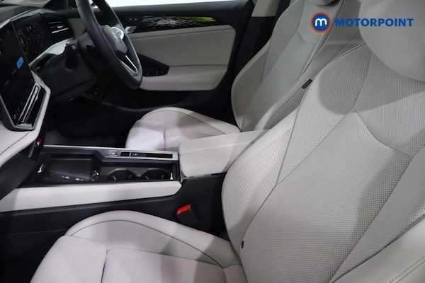 Used Volkswagen Passat 2025 for sale - 76006511: Photo 12
