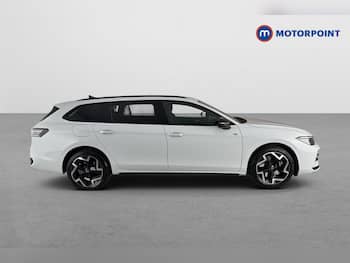 Used Volkswagen Passat 2025 for sale - 79560554: Photo