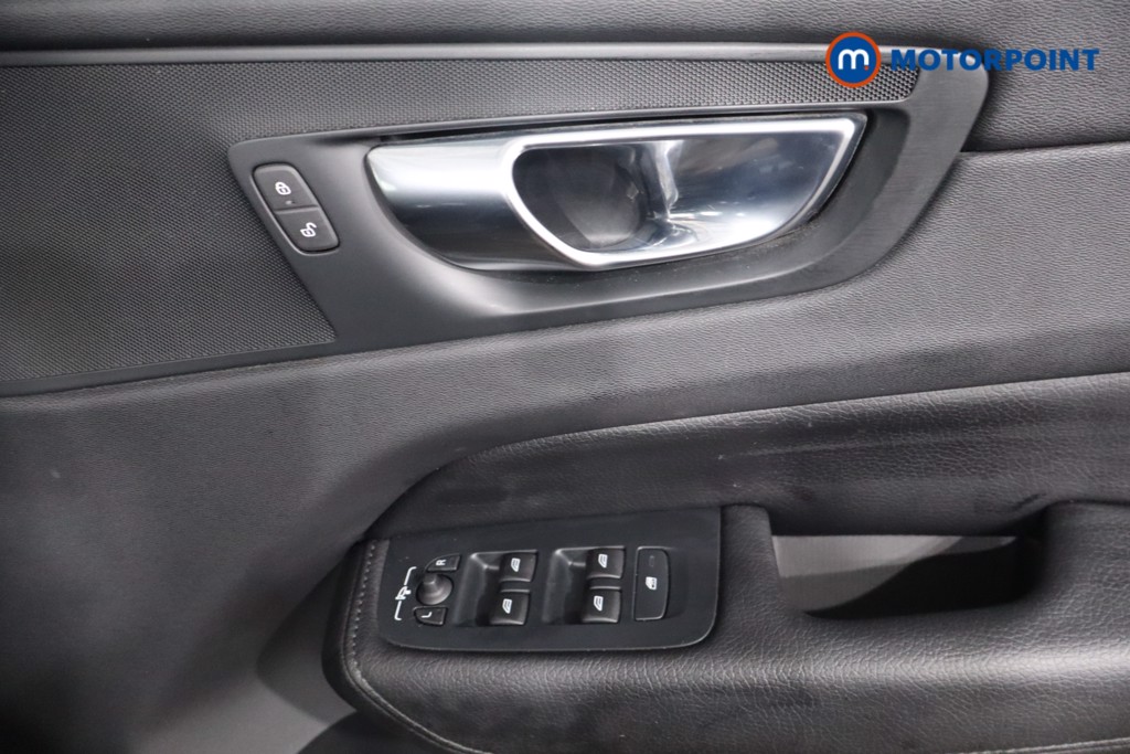 Used Volvo XC60 2021 for sale - 76018425: Photo 32