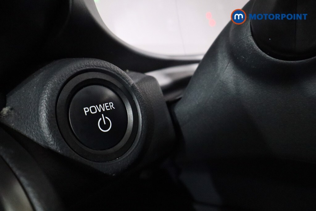 Used Toyota C-HR 2024 for sale - 77653904: Photo 25