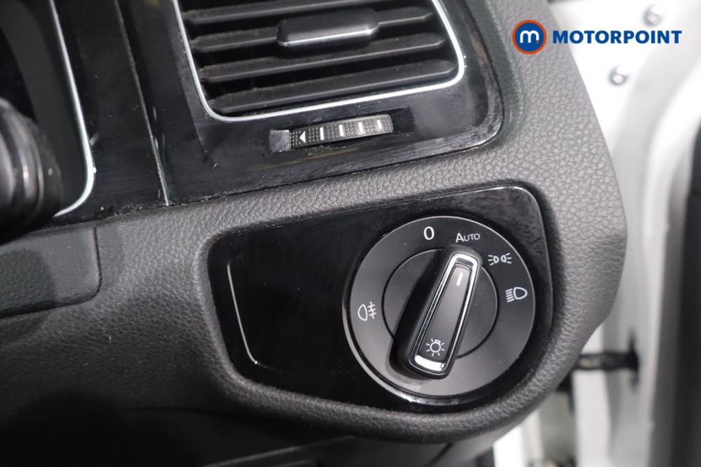 Used Volkswagen Golf 2018 for sale - 77286485: Photo 21