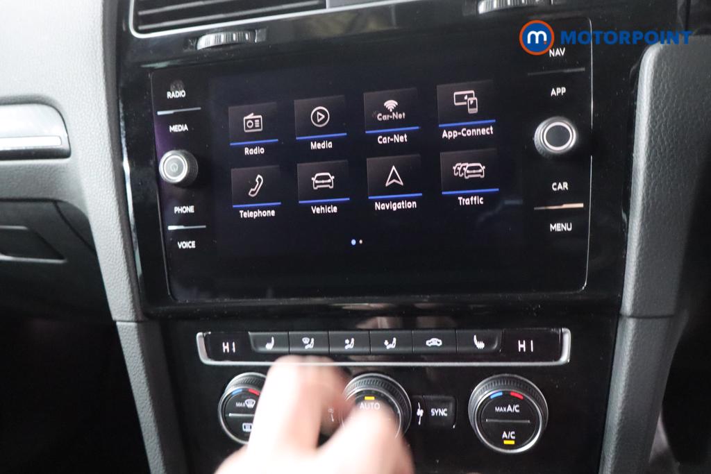 Used Volkswagen Golf 2018 for sale - 77286485: Photo 32