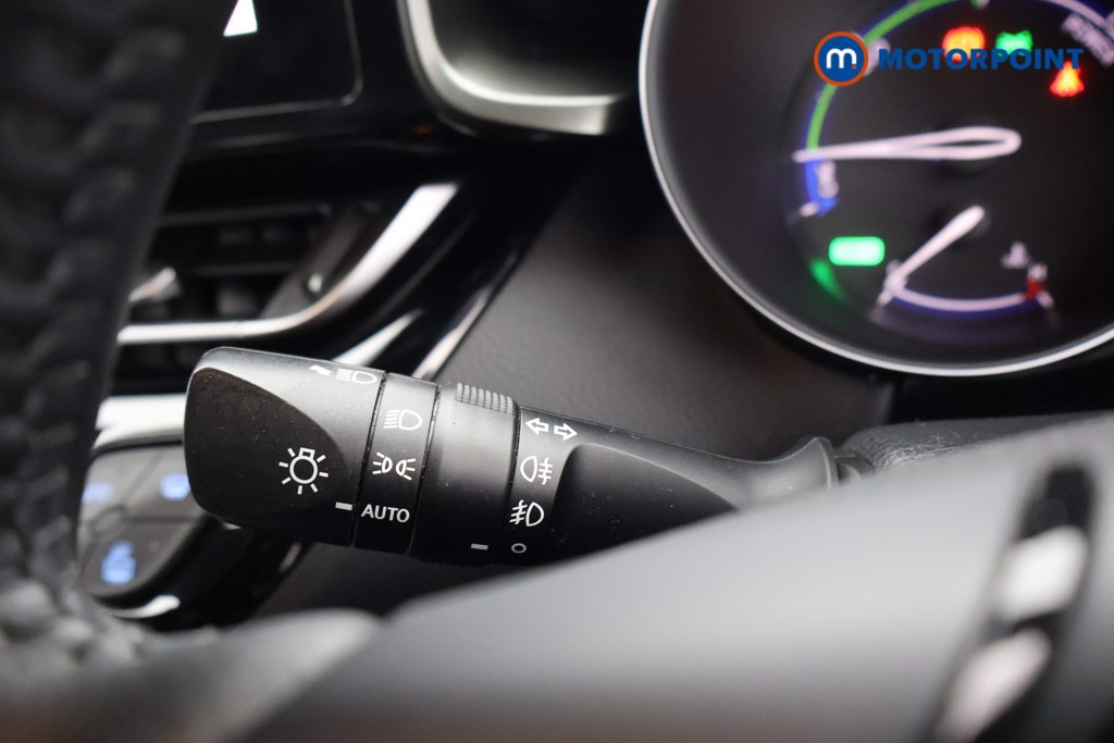 Used Toyota C-HR 2022 for sale - 76889939: Photo 14