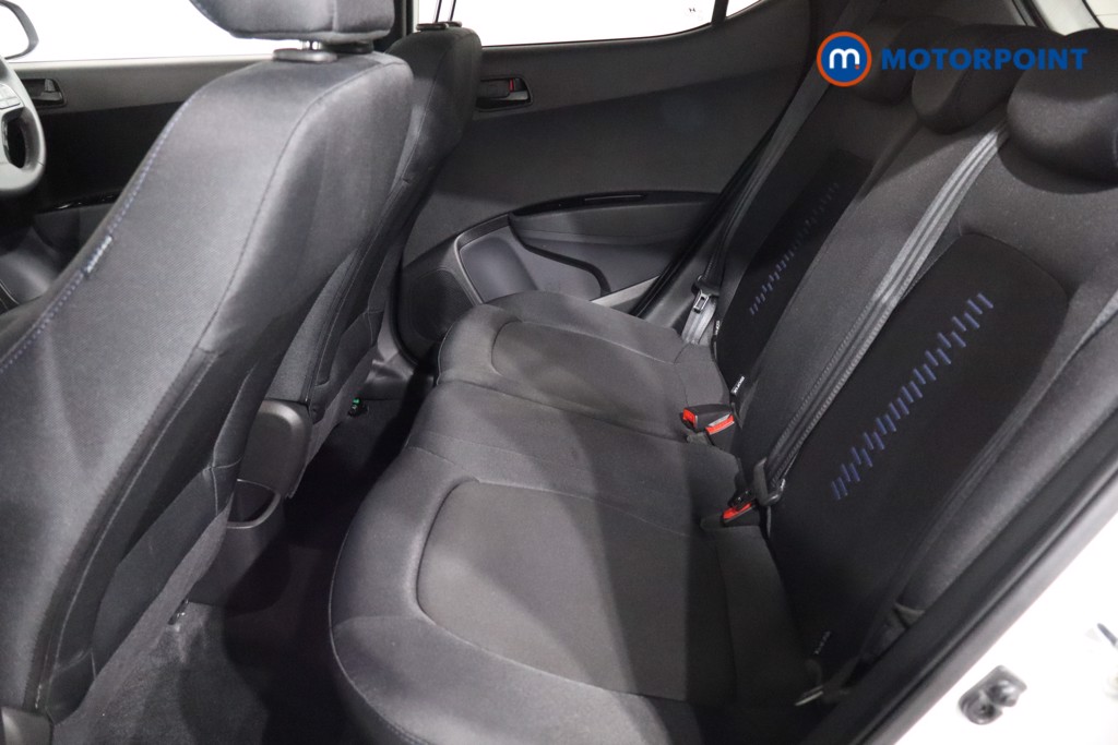 Used Hyundai i10 2018 for sale - 76278989: Photo 13