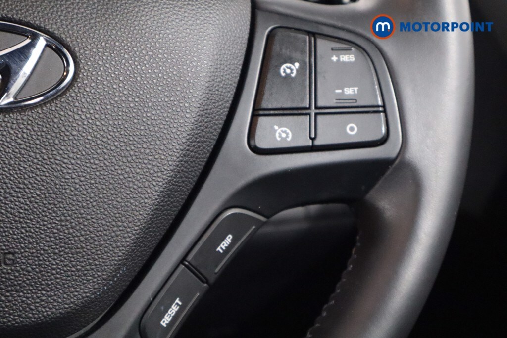 Used Hyundai i10 2018 for sale - 76278989: Photo 16