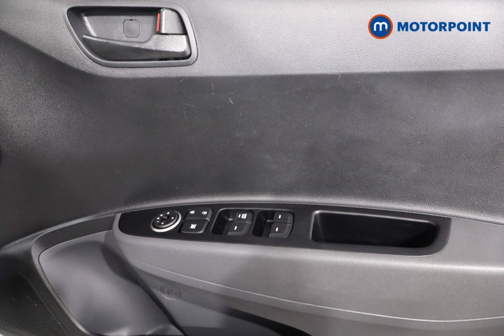 Used Hyundai i10 2018 for sale - 76278989: Photo 29