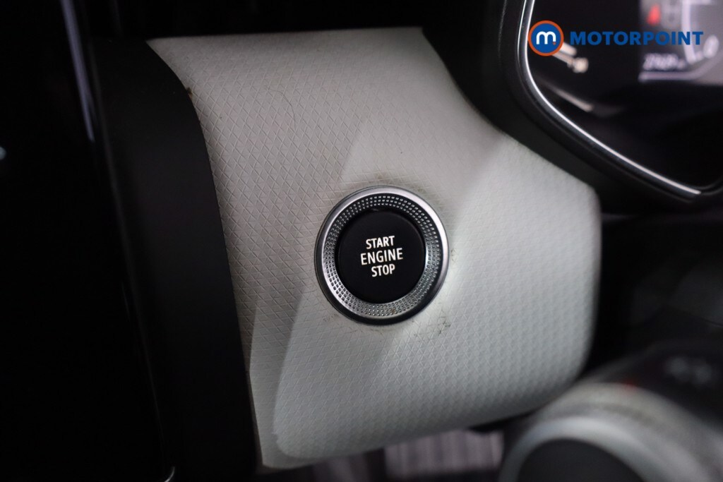 Used Renault Clio 2019 for sale - 77691663: Photo 25