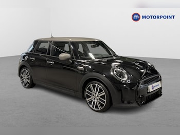 Used MINI Hatch 2023 for sale - 77003429: Photo