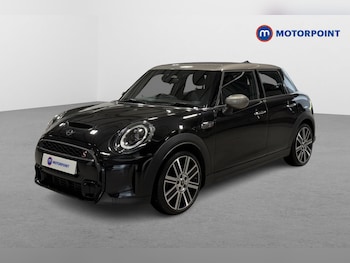 Used MINI Hatch 2023 for sale - 77003429: Photo