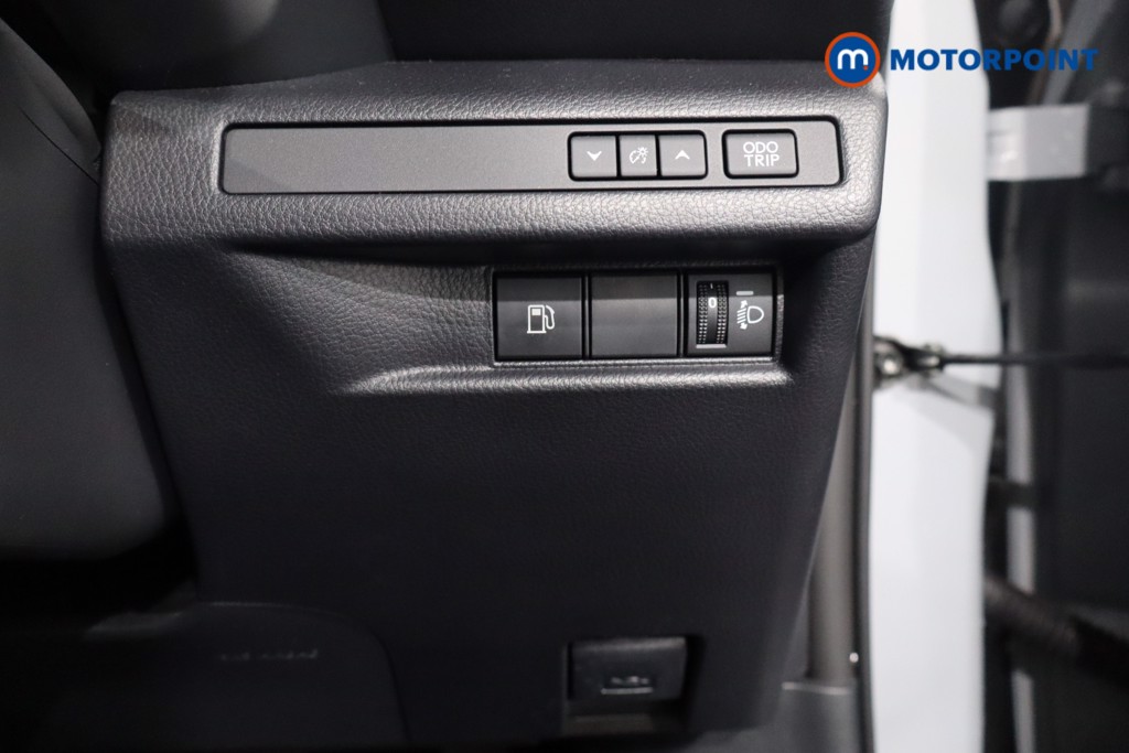 Used Lexus LBX 2024 for sale - 76428703: Photo 29