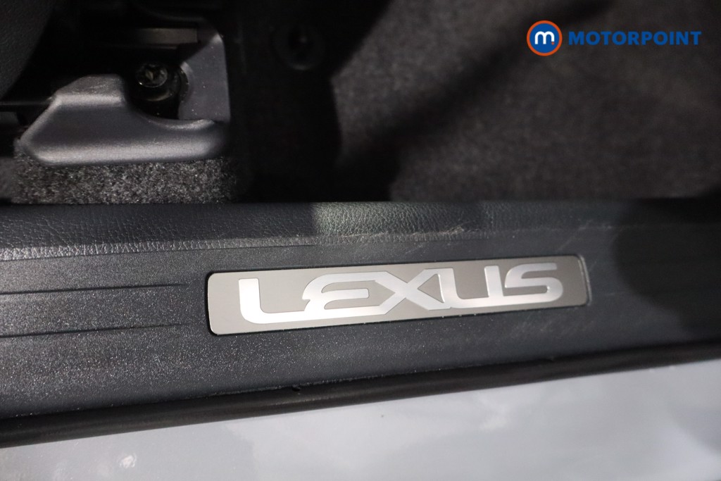 Used Lexus LBX 2024 for sale - 76428703: Photo 30