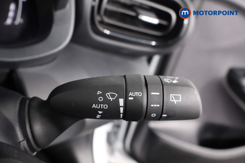 Used Toyota Yaris Cross 2024 for sale - 76933910: Photo 27