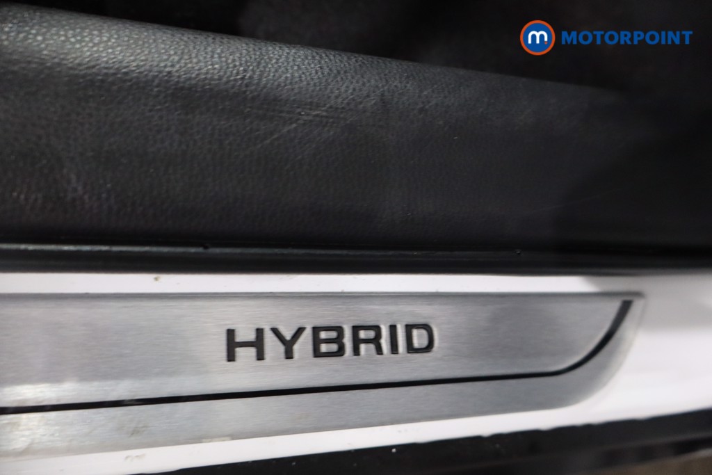 Used Toyota Yaris Cross 2024 for sale - 76933910: Photo 31