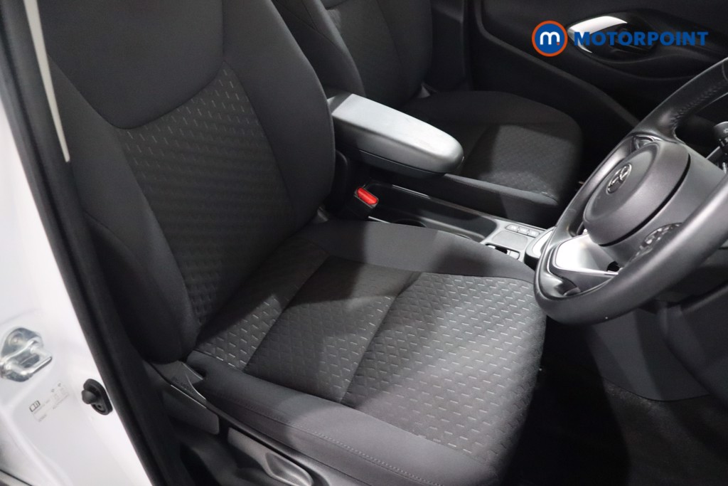 Used Toyota Yaris Cross 2024 for sale - 76933910: Photo 33