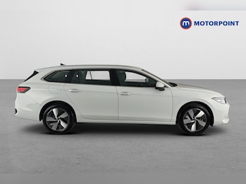 Used Volkswagen Passat 2025 for sale - 79196285: Photo